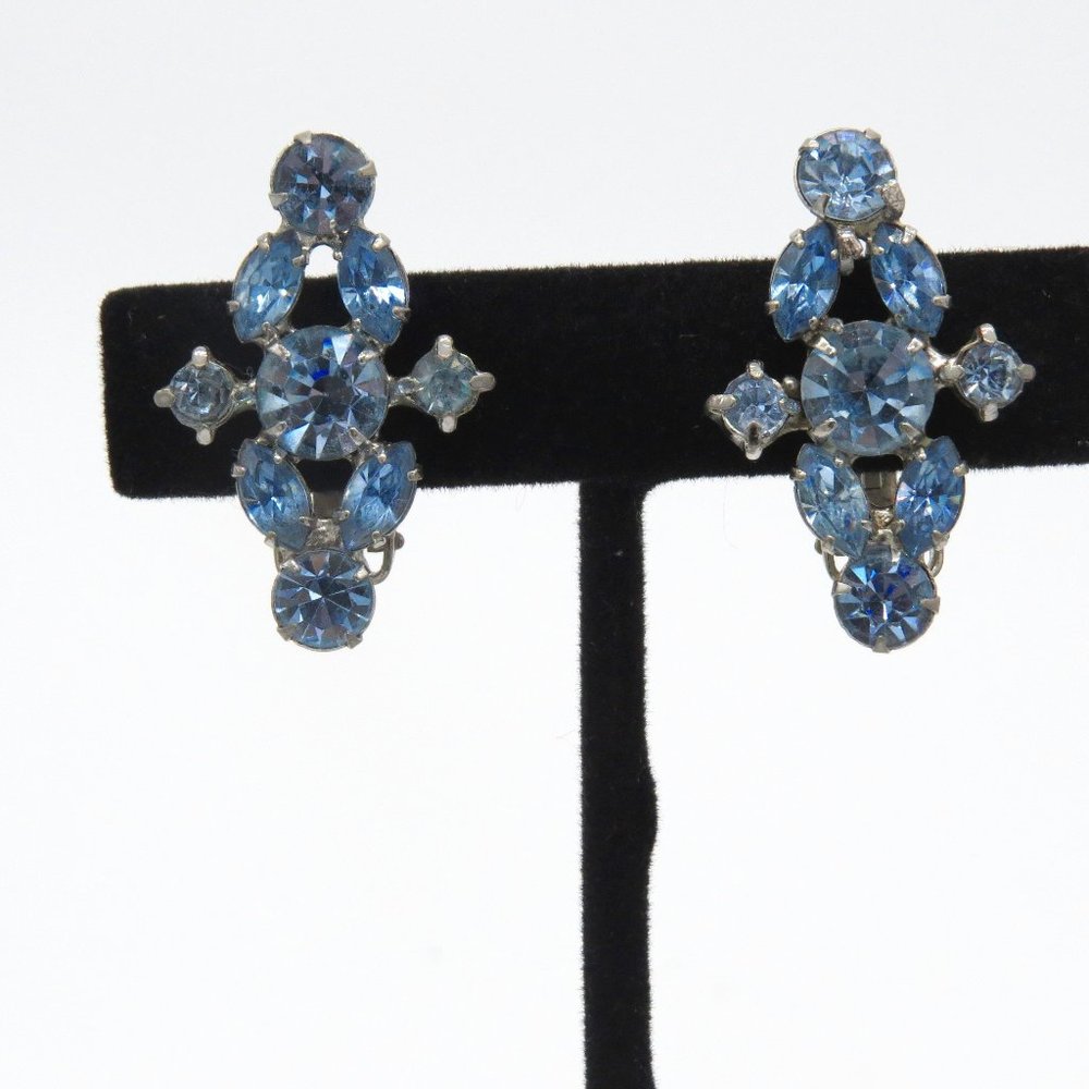 Vintage Blue Sparkly Clip On Earrings